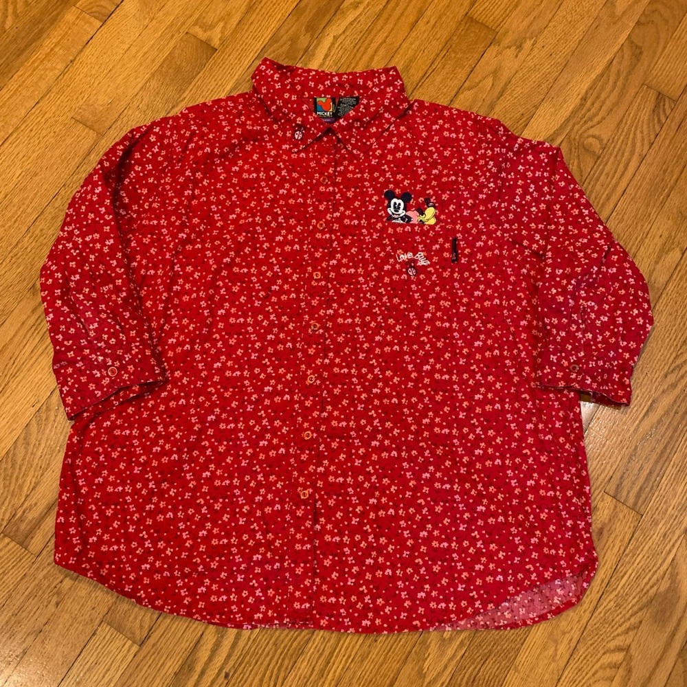 Vintage 90s Disney Mickey Unlimited Mickey Mouse “Love Bug” Button Up shirt